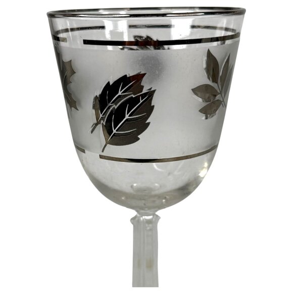 2 Libbey silver Leaf Frosted Water Glasses Wine Goblets Vintage Set MCM Barware - Picture 2 of 9